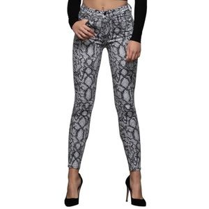 NWT Good America Waist Skinny Jeans Size 2